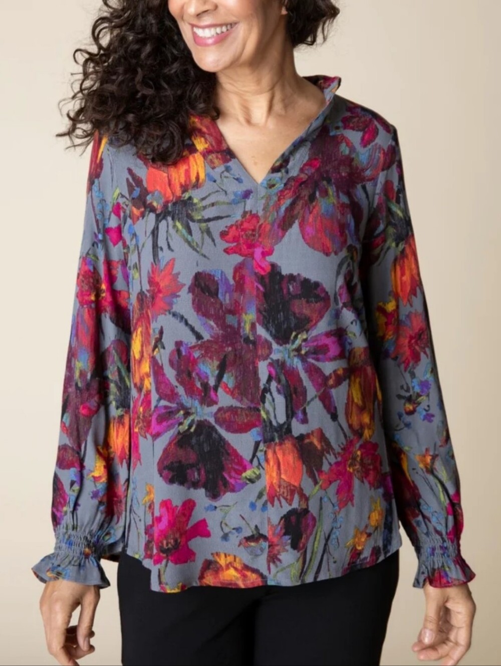 Habitat Floral Print V-Neck Long Sleeve Feminine Flowy Smocked Wrist High Low S
